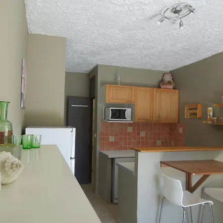 Le Clos Des Arbousiers Holiday home Linguizzetta