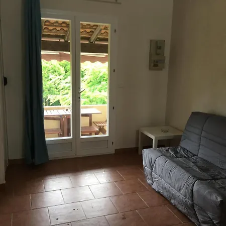 Holiday home Le Clos Des Arbousiers