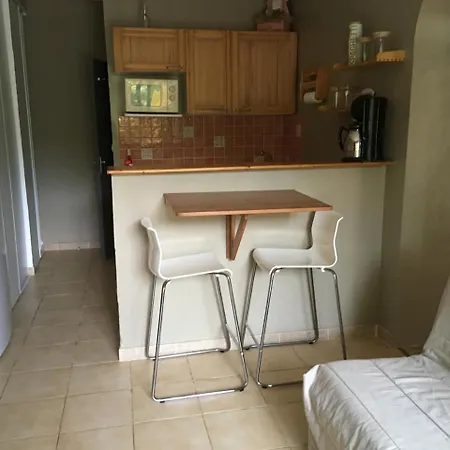 Holiday home Le Clos Des Arbousiers Linguizzetta