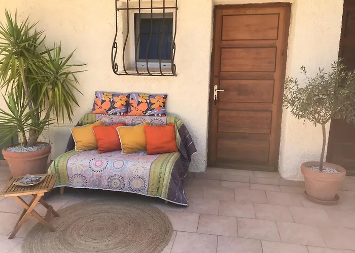 Le Clos Des Arbousiers