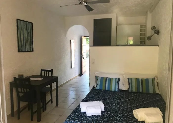 Le Clos Des Arbousiers Casa vacanze