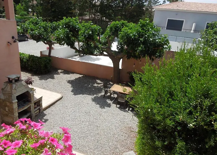 Le Clos Des Arbousiers * Linguizzetta