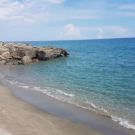 펜션 Le Clos Des Arbousiers Linguizzetta