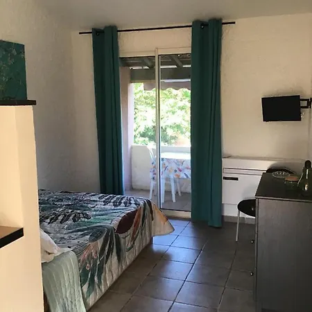 Le Clos Des Arbousiers * Linguizzetta