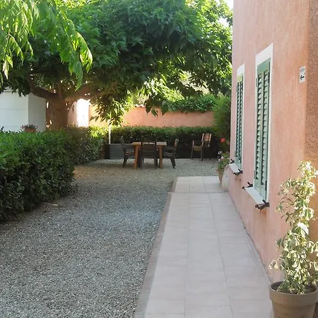 Casa de Férias Le Clos Des Arbousiers