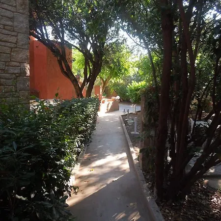 Le Clos Des Arbousiers 펜션 *