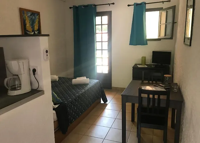 Le Clos Des Arbousiers Casa vacanze *